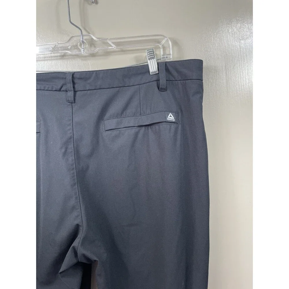 Reebok Performance Pants Charcoal Grey | Minimalist‎ Corporate Casual Athletic